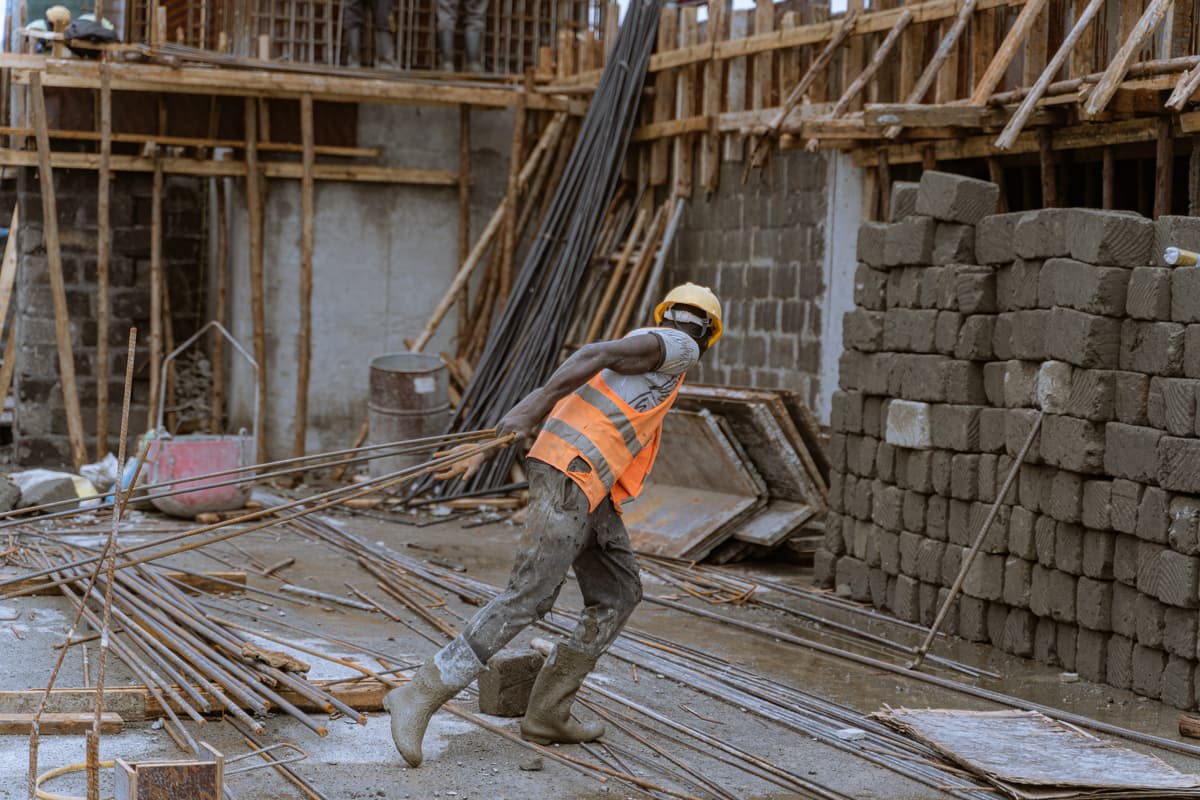 Worker on block-work